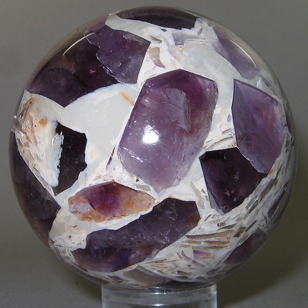 Amethyste morcellee-Madagascar.jpg